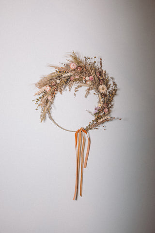 Stems & Spirits: Dried Floral Eternity Wreaths & Mini Medium Readings - October 28th