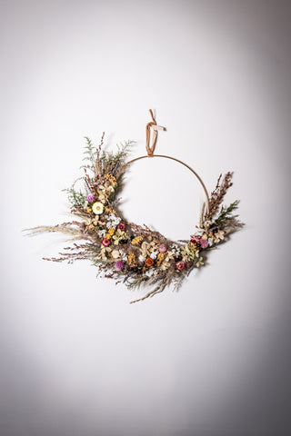 Stems & Spirits: Dried Floral Eternity Wreaths & Mini Medium Readings - October 28th