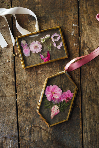 The Mini Pressed Floral Frame