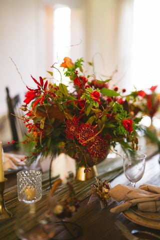 Holiday Flowers in a Bag & Centerpiece Workshop | December 23rd, Huntington