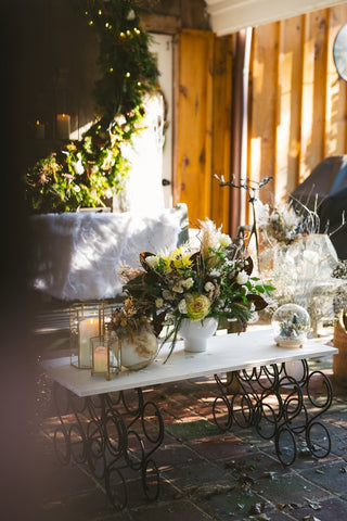 Holiday Flowers in a Bag & Centerpiece Workshop | December 23rd, Huntington