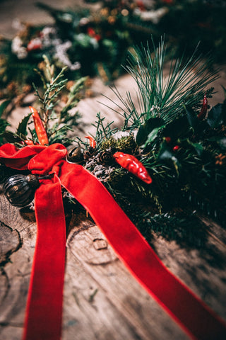 The Decorated Fresh Hoop Wreath