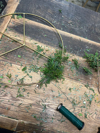 Fresh Holiday Wreath Workshop - Dec 5th, Huntington