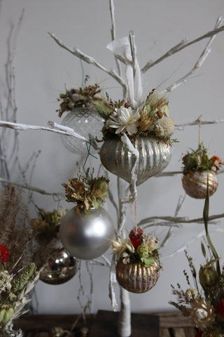 Pressed & Dried Floral Ornament Workshop l December 12th, Huntington