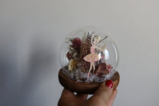 Dried Floral Snow Globe Workshop - Dec 4th, Huntington