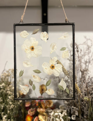 The Pressed Wildflower Frame