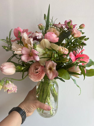 Brunch & Blooms Monthly Floral Design Workshop: May 15th